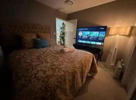 BEBE Self-contained Granny Flat with Own Access