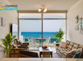 Makenzy Sandy Beachfront Paradise，位于拉纳卡的酒店