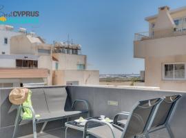Makenzy Star 2bd Duplex 300m From Beach