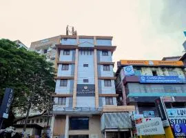 Hotel Plaza Heights by RAK Rooms, Mangaluru