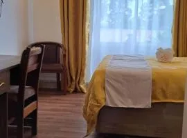 Hellenis Guest House