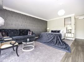 Vila Radailiai - Dinosaur Park，位于Radailiai的Spa酒店