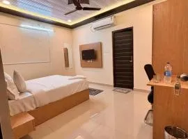 Hotel PG House