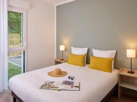 Zenitude Hôtel-Résidences Ploërmel，位于普洛埃尔梅勒的酒店