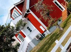 Rotes Småland - Haus, Schweden, ideal für Familien, See in der Nähe