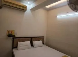 Moonlight Hotel