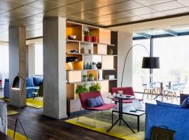 OKKO Hotels Paris Rueil-Malmaison，位于吕埃尔-马尔迈松的酒店