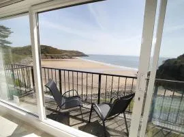 9_306B Redcliffe Apartments, Caswell Bay