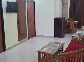 OZY Homestay，位于Rāiwāla的酒店