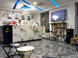 Alpha Plaza Boutique hotel，位于Toshkent-Passajir Bekati的酒店