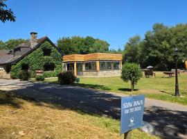 望湖庄园，位于邓克斯韦尔的高尔夫酒店