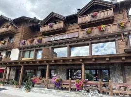 拉蒙塔尼娜酒店