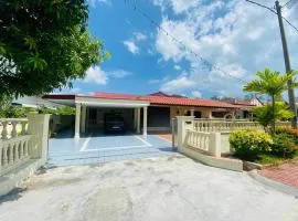 Robina Homestay