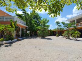 Villa Gabriela Boutique Hotel Celestun，位于塞莱斯通的酒店