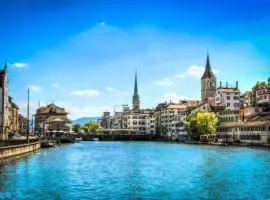 Stylish Zurich Apartment with Balcony Self Check-In A Hoh