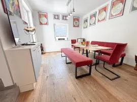 Hideout Villas, 3 Bedrooms, free parking, garden area, terrace