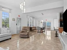 Near El Combate Beach Free Parking BBQ