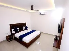 Hotel Akash Inn Agra I 200 m From Taj Mahal