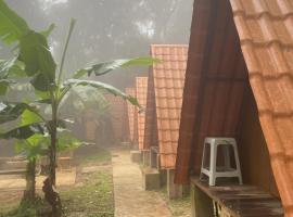 04- Cachoeiras do Pinga, Tiangu&aacute;，位于蒂安瓜的山林小屋