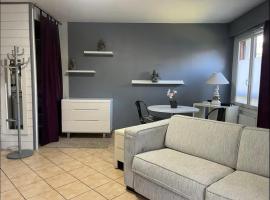 Super Studio à proximité de Genève，位于圣朱利安恩因的酒店