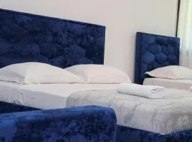 Kiki Hotel