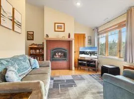 Walk to Downtown Sisters - 2BDR - Perfect Location