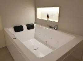 DR Luxury Apartments