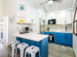 Costal Comfort-2 bedroom Condo，位于波特雷罗的酒店