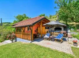 Holiday home with jacuzzi sauna terrace & garden