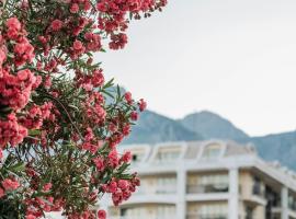 Hotel Nobo Nest，位于戴尔豪斯的酒店