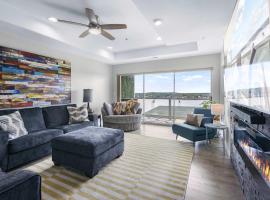 Emerald Bay Oasis - Sleeps 6，位于奥沙克湖的乡村别墅