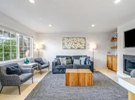 Your Dream Seaside Vacation Charming 2 BDR Home