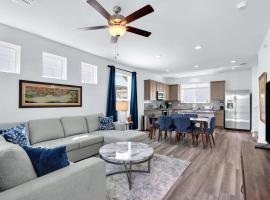 Gorgeous 2 BDR Cottage Minutes to Everything NBTX，位于新布朗费尔斯的酒店