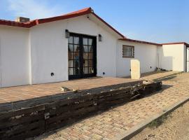 Rancho LEPESTONE，位于特卡特的酒店