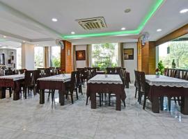 Townhouse Classio Suites，位于舍地的酒店