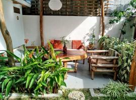 Nalu Nalu Hostel，位于南圣胡安的酒店