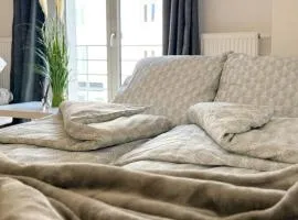 City center apartment for 6
