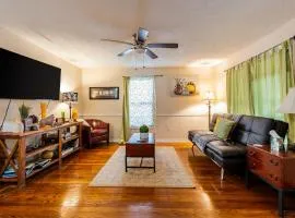 Charming 4BR Cape Cod Near Downtown Cary Parks