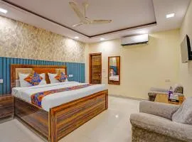 FabHotel Angel Pink Residency