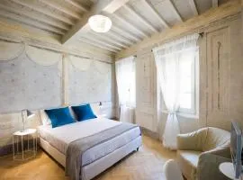 Il Piccolo Cavour Charming House B&B