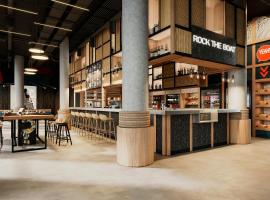 Moxy Nice，位于尼斯的酒店