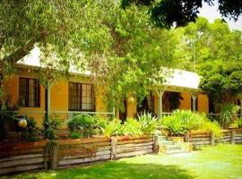 Ravenswood Hotel，位于North Yunderup的酒店