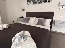 Royal View Apartment