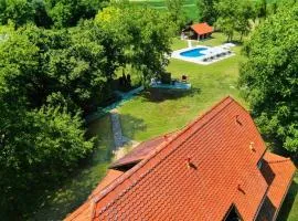 Villa 77 by Villas Guide