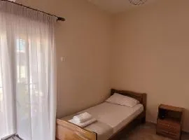 Sundive Solo Apartments