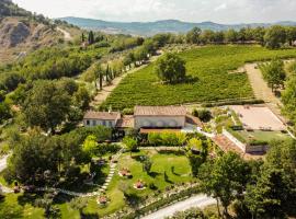 Tenuta Saiano Resort，位于Torriana的酒店