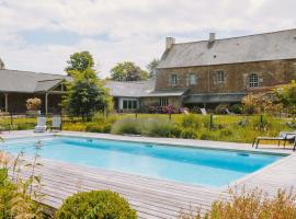 Hotel de L'Abbaye Le Tronchet - Handwritten Collection，位于勒特隆歇的酒店