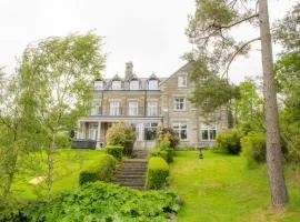 Finest Retreats - Evergreen Manor
