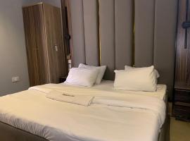 Edebengz Luxury Hub，位于乌约的酒店