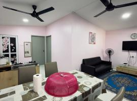 Homestay D Makmur UNIT 2，位于丰盛港的酒店
